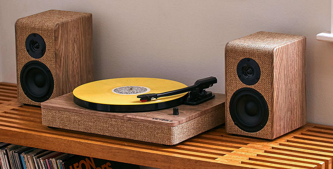 Are record players with speakers good?